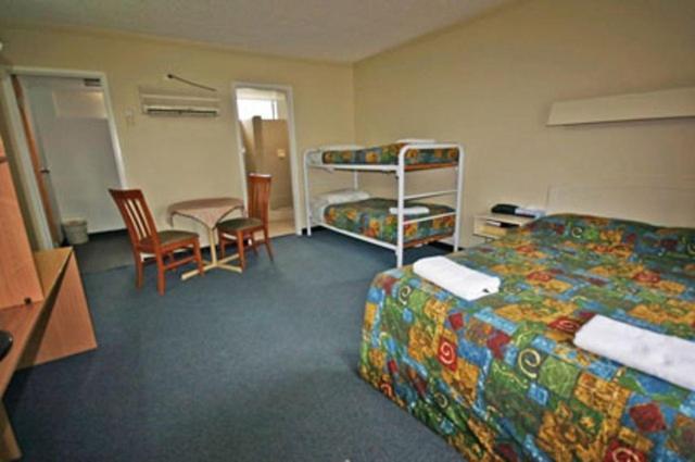 Red Cedars Motel Canberra Værelse billede